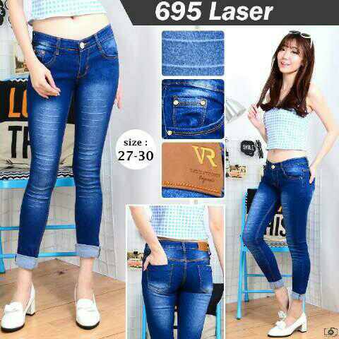  Celana  Jeans  Sobek  Wanita