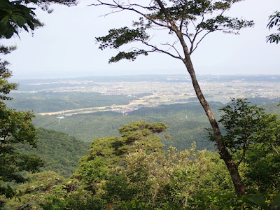 鞍掛山 避難小屋前の眺望