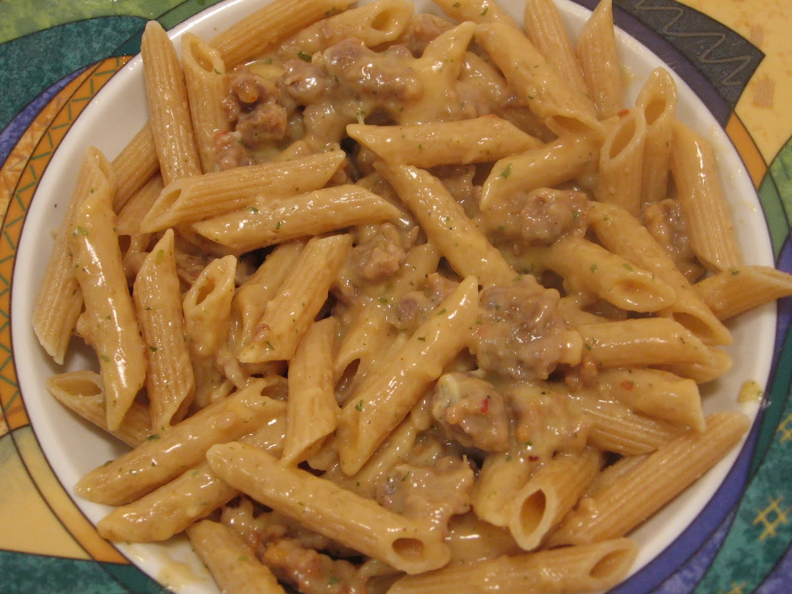 Jenn's Food Journey: Whole Grain Penne with Creamy Sausage Alfredo