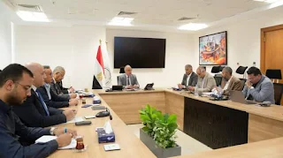 وزير الرى يعقد إجتماعاً لمتابعة موقف "مشروع تعزيز التكيف مع التغيرات المناخية بالساحل الشمالي ودلتا نهر النيل"