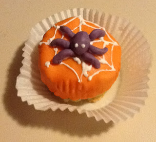 pasta-di-zucchero-torta-cake-cup-cupcake-halloween-ragno-spider-ragnatela