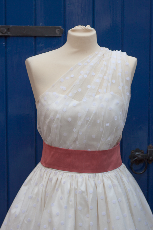 Su Sews So So Wedding Dress-6.jpg Su Sews So So Wedding Dress 6