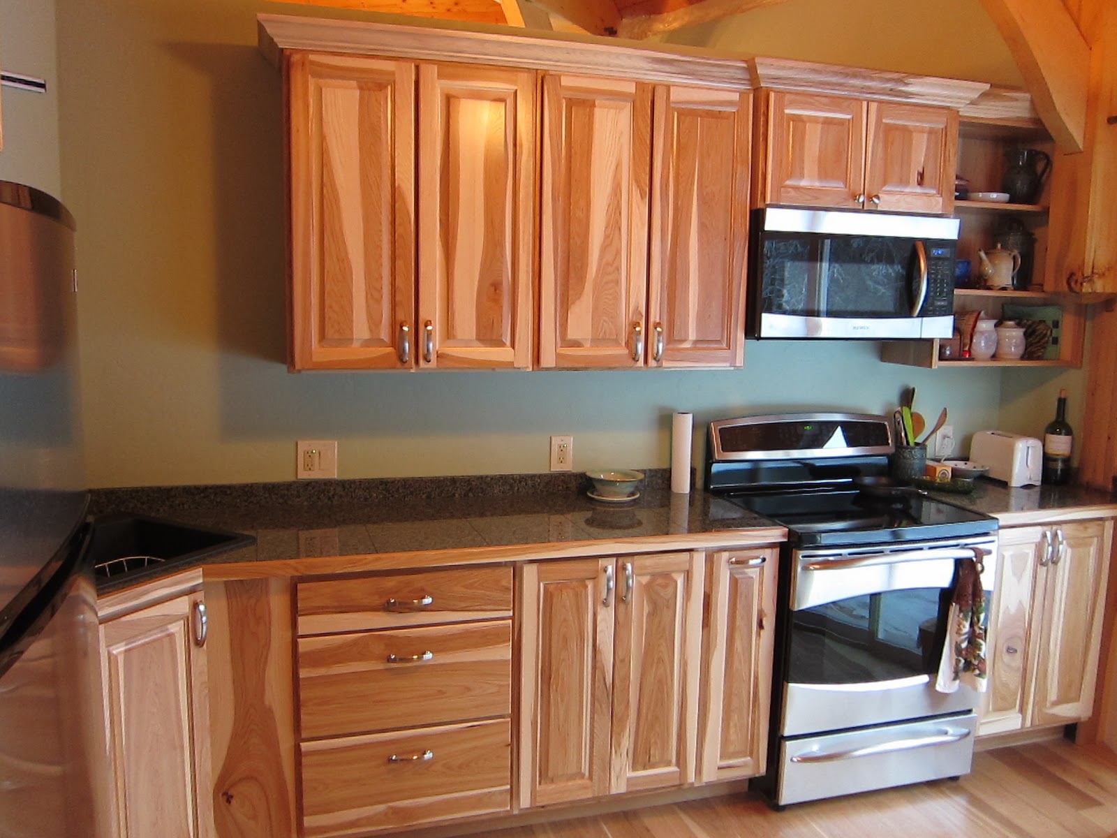 Stix s Woodworks Hickory  Kitchen  Cabinets 