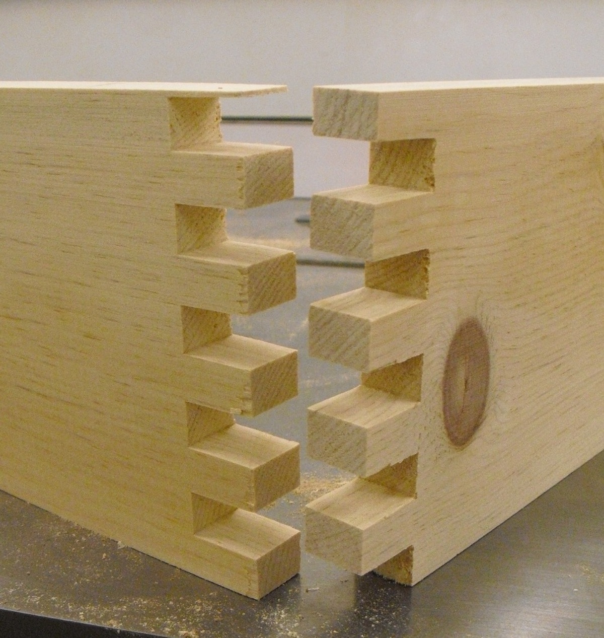 Wood Joints Let's talk wood: box joints on