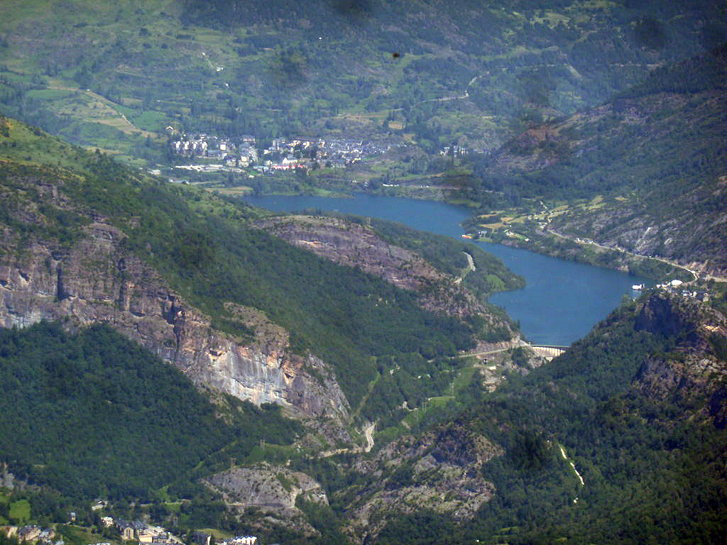 PEÑA ROYA (2.578m) y PEÑA BLANCA, 2.555m (El parapente de Te P1250309%20%28FILEminimizer%29