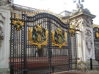 Gate