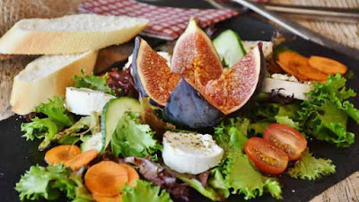 Figs with Honey Salad