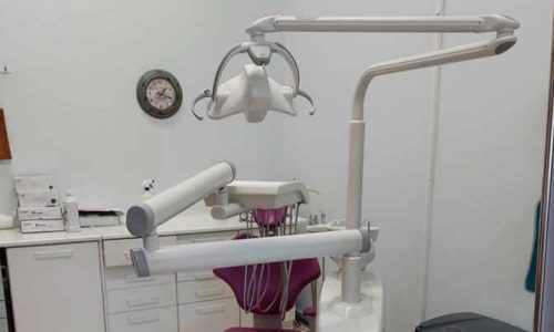 Τα υπουργεία Υγείας και Ψηφιακής Διακυβέρνησης ανακοινώνουν ότι τέθηκε σήμερα, Τετάρτη 24 Μαΐου, σε εφαρμογή το πρόγραμμα Dentist Pass, μέσω του vouchers.gov.gr. Πρόκειται για το πρόγραμμα προληπτικής οδοντιατρικής, το οποίο αφορά σε πάνω από 660.000 παιδιά ηλικίας από 6 έως 12 ετών, χωρίς εισοδηματικά ή άλλα κριτήρια που υλοποιείται από την Κοινωνία της Πληροφορίας Μ.Α.Ε.
