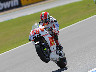 Honda_RC212V_2011_Gresini_Marco_Simoncelli_08_1024x768