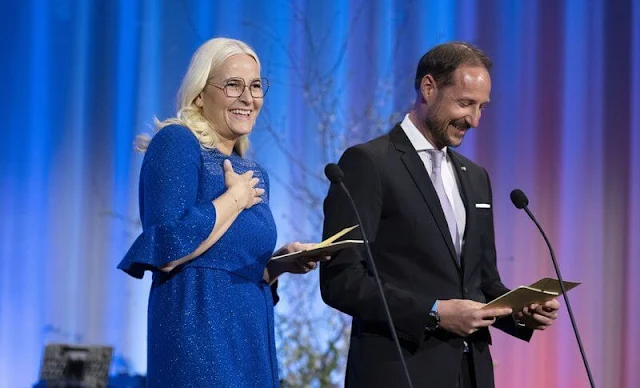 Crown Princess Mette-Marit wore a new dress by Countess Ebba von Eckermann. Crown Princess Victoria wore a blue dress by MaxJenny