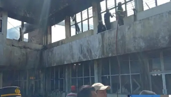 KPK Sibuk Selidiki Rekening Gendut Pejabat Pajak, Gedung Kanwil DJP Sumbar Terbakar