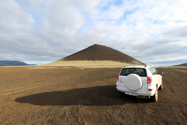 Vulcano-Islanda on the road