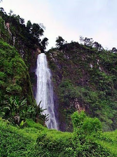 10 Air Terjun Tertinggi Di Indonesia [ www.BlogApaAja.com ]