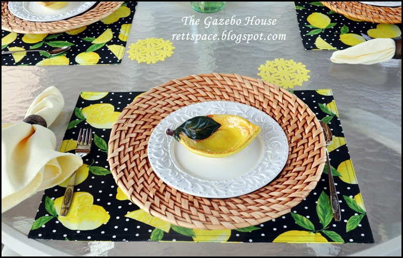 lemon table 004