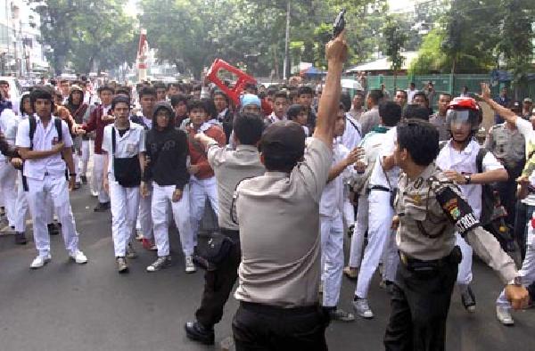 Monster Bego: Potret Kekerasan Pelajar Dalam Ajang Tawuran