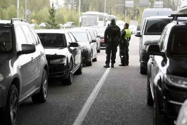 Ukraine: Finland moves to close border to Russian tourists