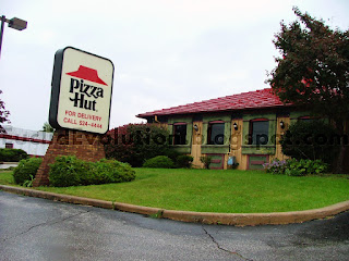 Pizza Hut/Asian Express