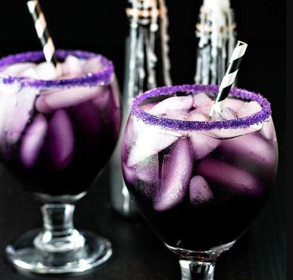 PURPLE PEOPLE EATER COCKTAIL #Cocktail #Drink