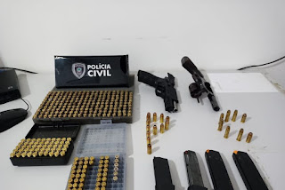 Polícia Civil prende dois homens e apreende armas e munições em Patos