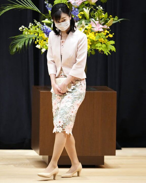Mako Komuro got married to Kei Komuro and moved to New York. Midori no Kanshasai is an annual environmental campaign
