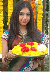 niti taylor photos in love dot com movie