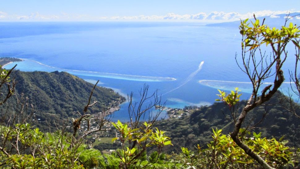 Panorama vers Vaiare et Tahiti