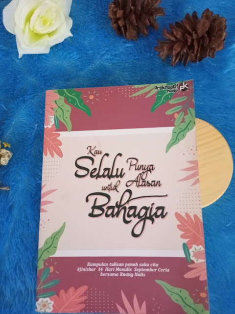 Buku Antologi Pertama