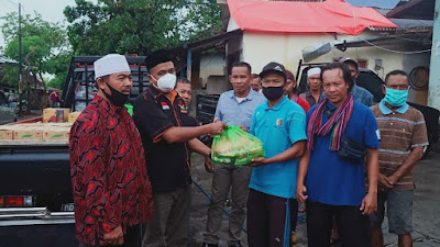 Gema Selaparang Bantu Warga Terdampak Angin Puting Beliung di Suela