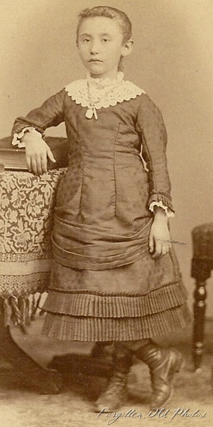 Little Girl Owatonna Cab card  DL