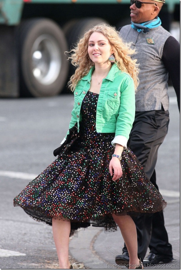AnnaSophia Robb Hot Pics 7