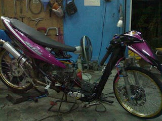 Wallpaper Motor Drag Tercepat