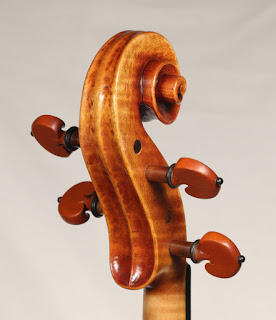 Copy of a Andrea Guarneri Viola Scroll by Nicolas Bonet Luthier - Volute d'un alto en copie de Andrea Guarneri par Nicolas Bonet Luthier