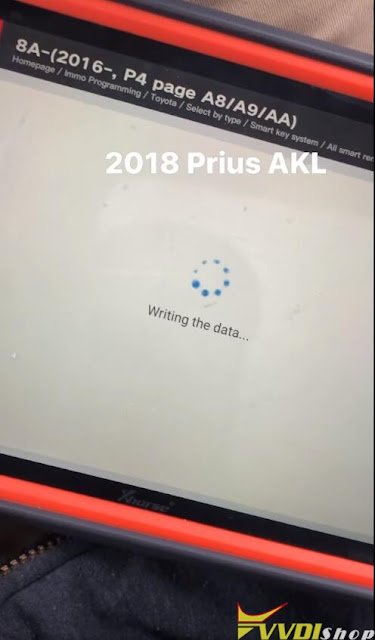 Program 2018 Prius All Keys Lost with VVDI Key Tool Plus 15