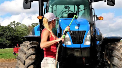 A Beginner’s Guide to Cleaning Your Tractor