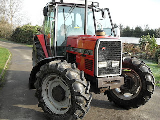 Massey Ferguson 3095 tractor J204BYC