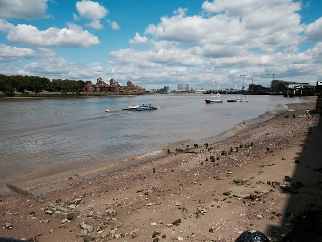 greenwich river shore summer london skyline blue 