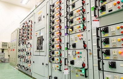 Switchgears in electrical engineering | definition and Types.