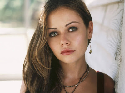 Alexis Dziena,Exclusive Beauty Model 