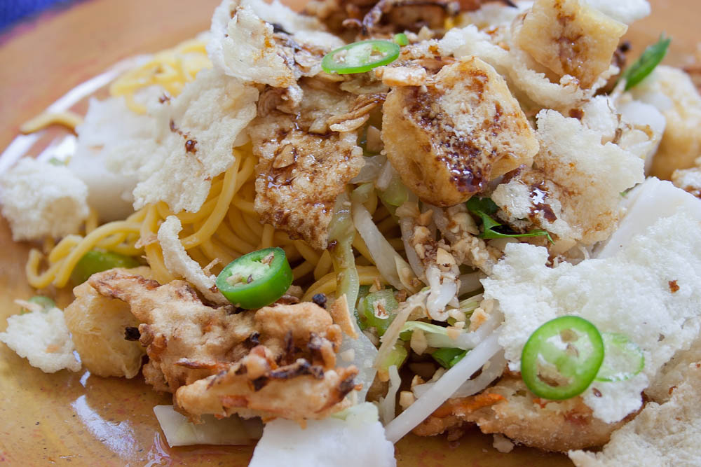 SPICE ISLAND VEGAN: Indonesian Vegan Street Food Tahu Ketupat  Tofu and Rice Cake with Noodles