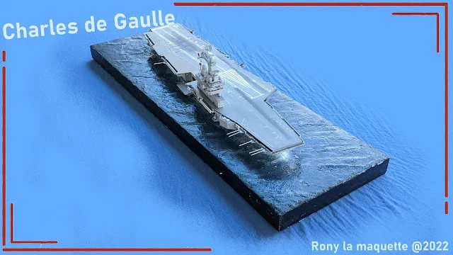 Maquette du Charles de Gaulle d'Heller au 1/400.