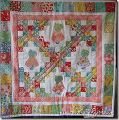 EB 2010 Doll Quilt that I made (3)