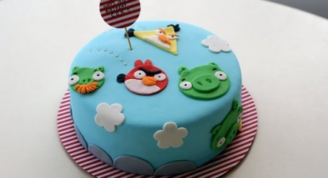 Angry Birds Cake on Mad Jackie  Angry Birds Birthday Cakes