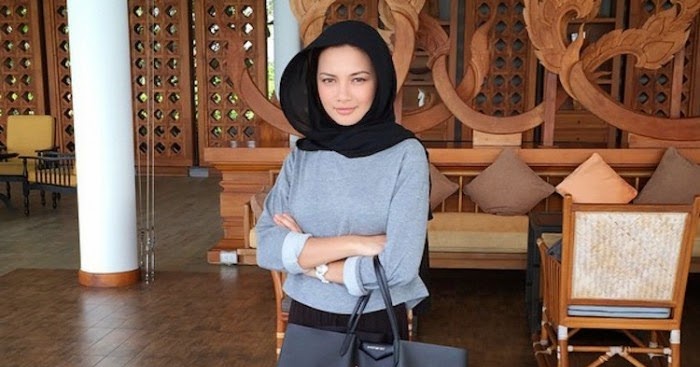 Neelofa: Usah Ditanya Lagi Soal Cinta