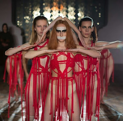 Suspiria 2018 movie still Dakota Johnson Mia Goth