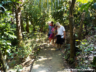 trekking ke laguna gayau