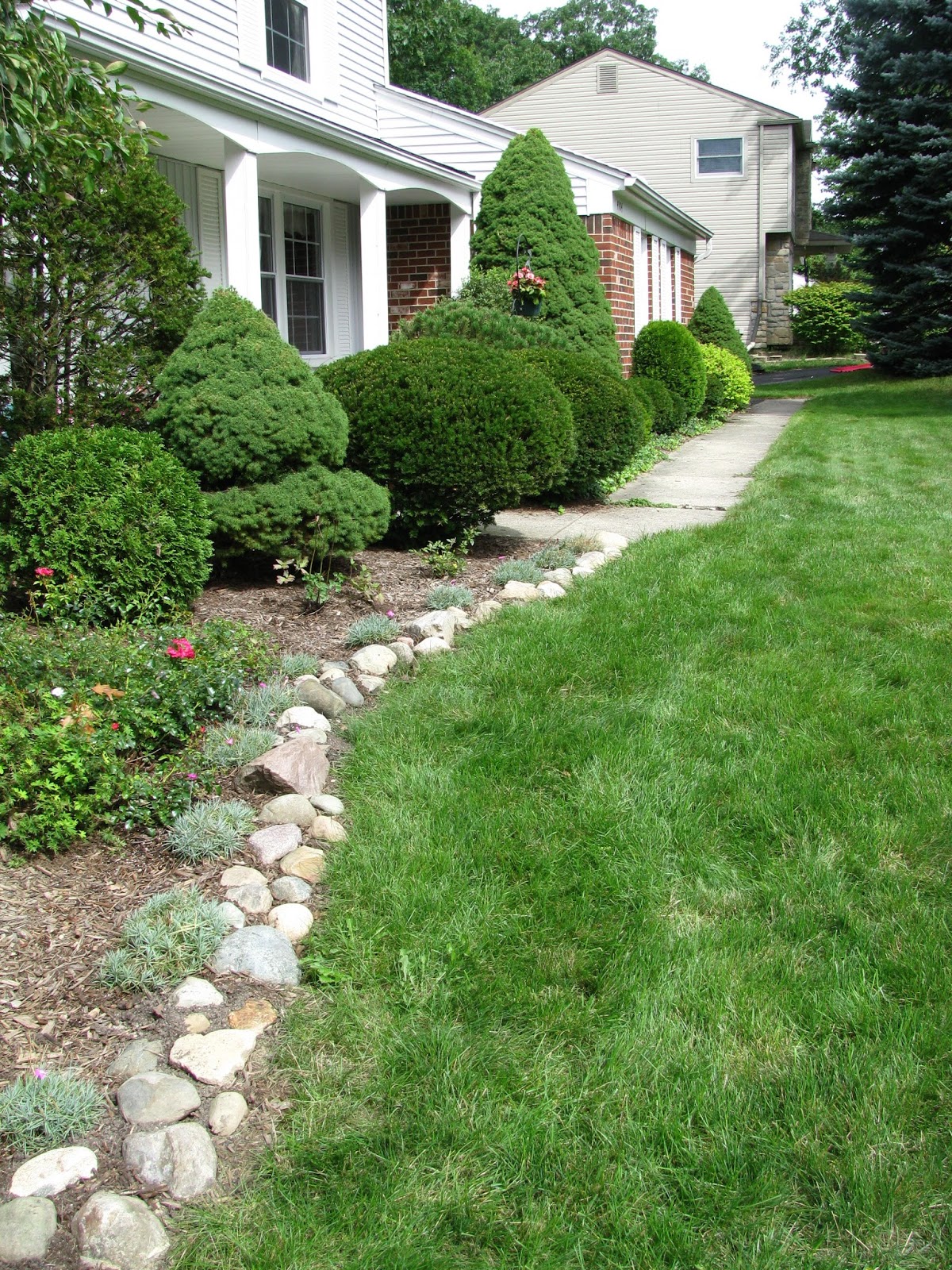 Designing Dreams on a Dime: Dream Driveway and Luxurious Landscaping