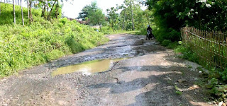 dulu rusak parah penuh lobang