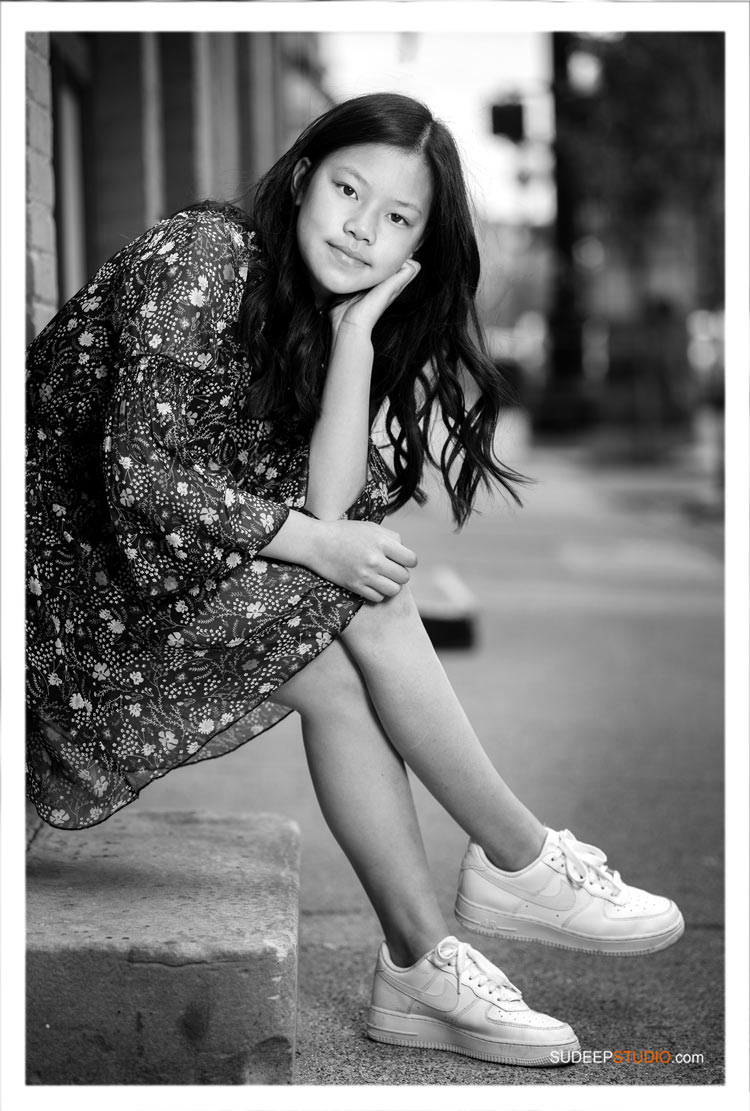 Modern Black and White Family Pictures for Teenage Girl by SudeepStudio.com Ann Arbor Family Portrait Photographer