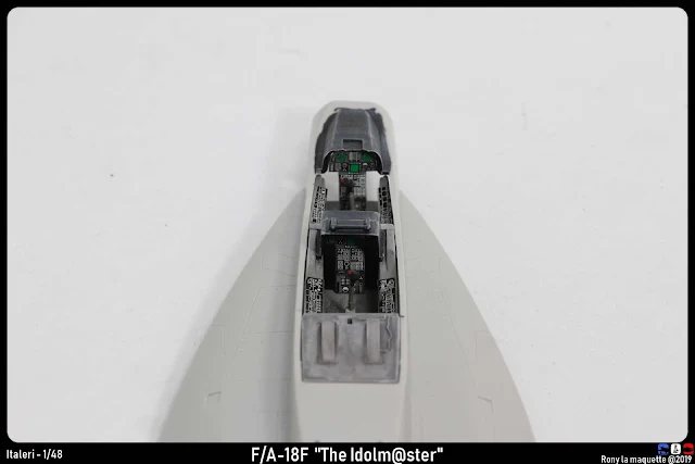 Cockpit du F/A 18 Idolmaster d'Italeri au 1/48.