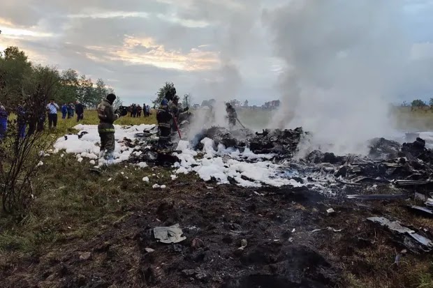 Explosivos em vinho podem estar por trás de acidente com avião de Prigozhin